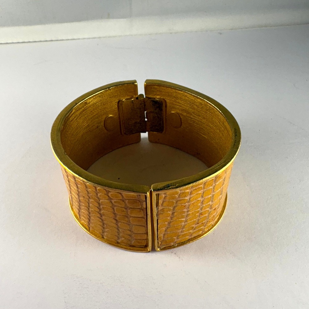 Chunky Gold Tone Wide Cuff Bracelet Crocodile Embossed Textured Hinged Clasp‎